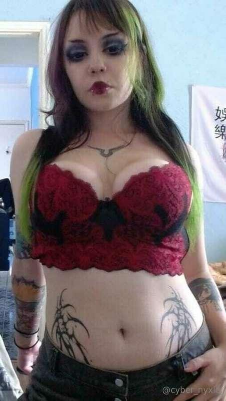 cyber_nyxie image #3