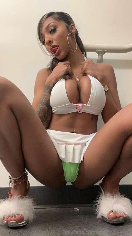 Did I just become your favorite fantasy? 😈💋 Tell me what’s o..