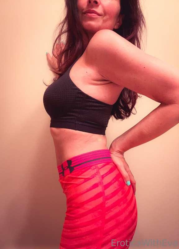 eroticawitheva image #0
