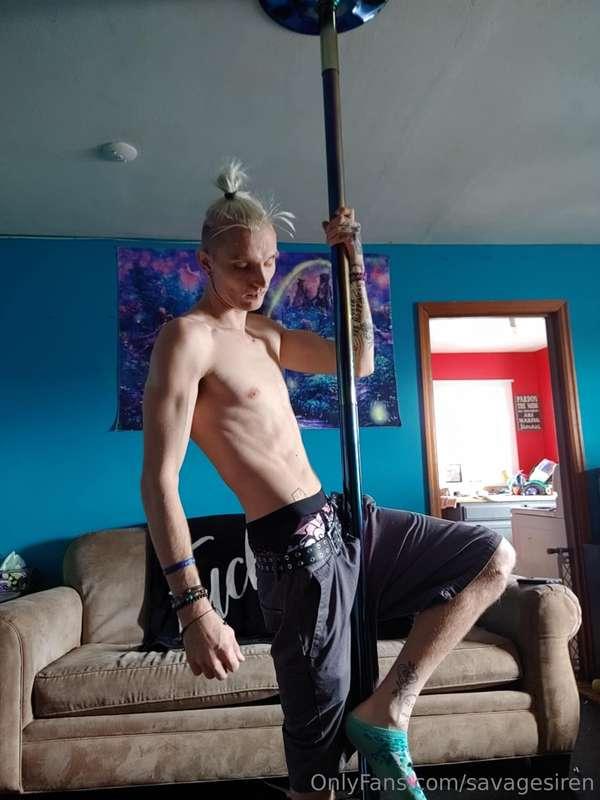 @Sailerboy91 ⚓Lvl 33 Male Model🤘Retired Stripper💀Tattoo Arti..