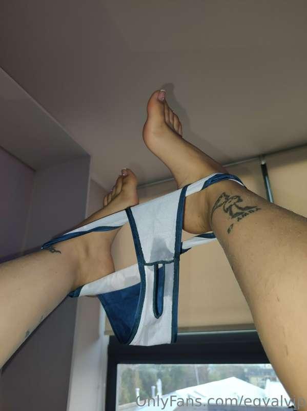 Tits, feet and horny mood after football ⚽