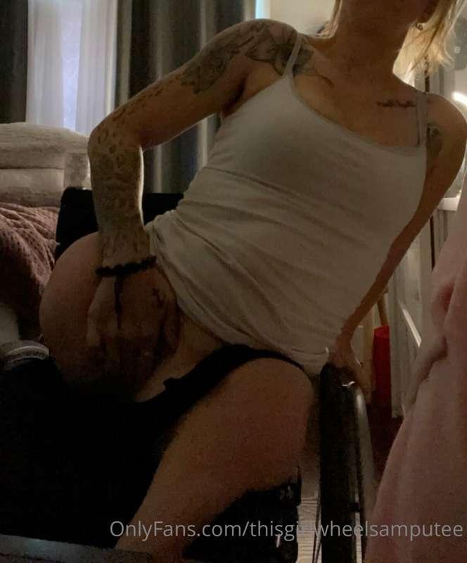 I was feeling frisky this morning. 3 pics . Me touching myse..