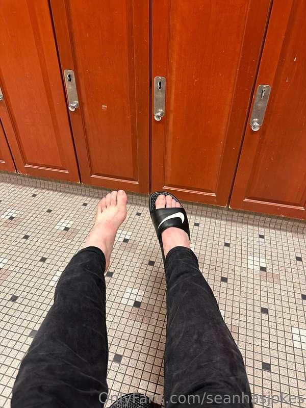 Gym feet pics 🥰😜