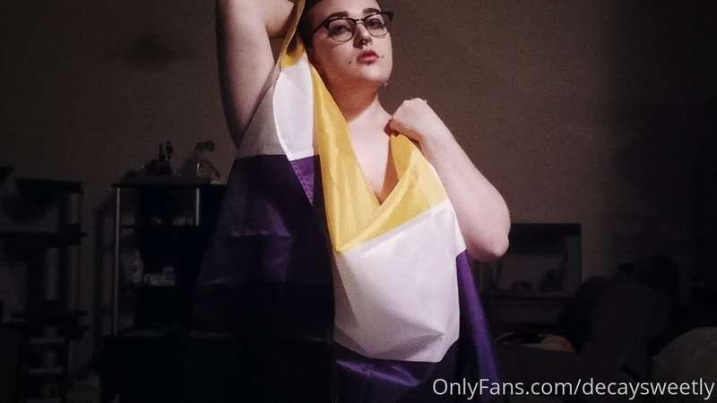 decaysweetly image #0