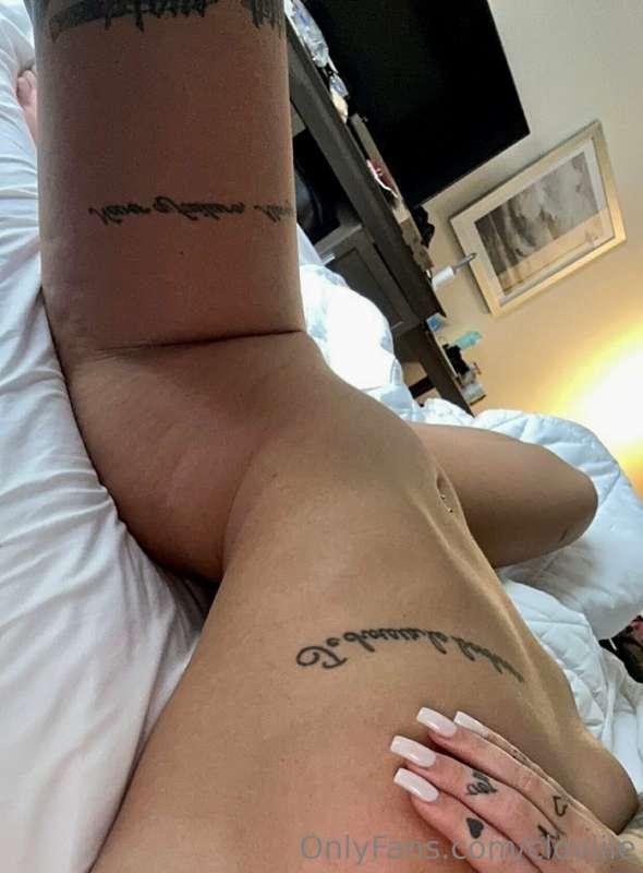 Lemme spread them for you… wide open if you prefer? 😜