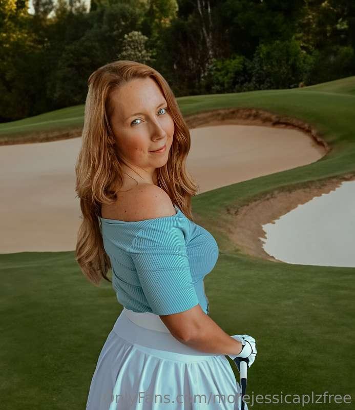 On the green, dreaming of a golf buddy. Care to join and be ..