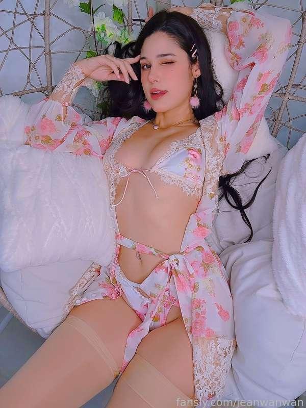 jeanwanwan image #4