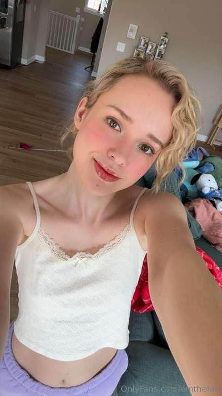 Just me 🤍💖 Happy Saturday!