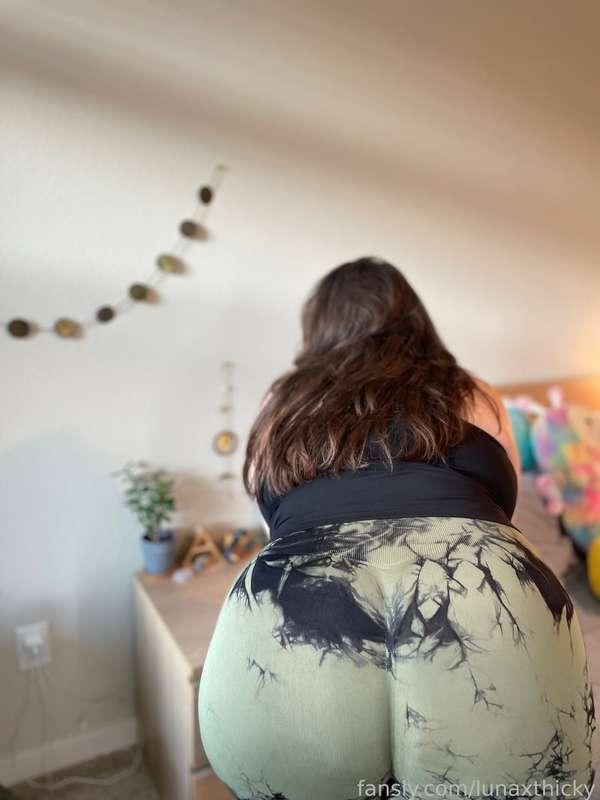 lunaxthicky image #1