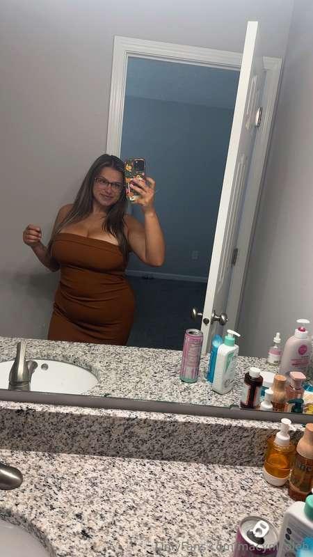 Guess what I’m not wearing under this…🥵