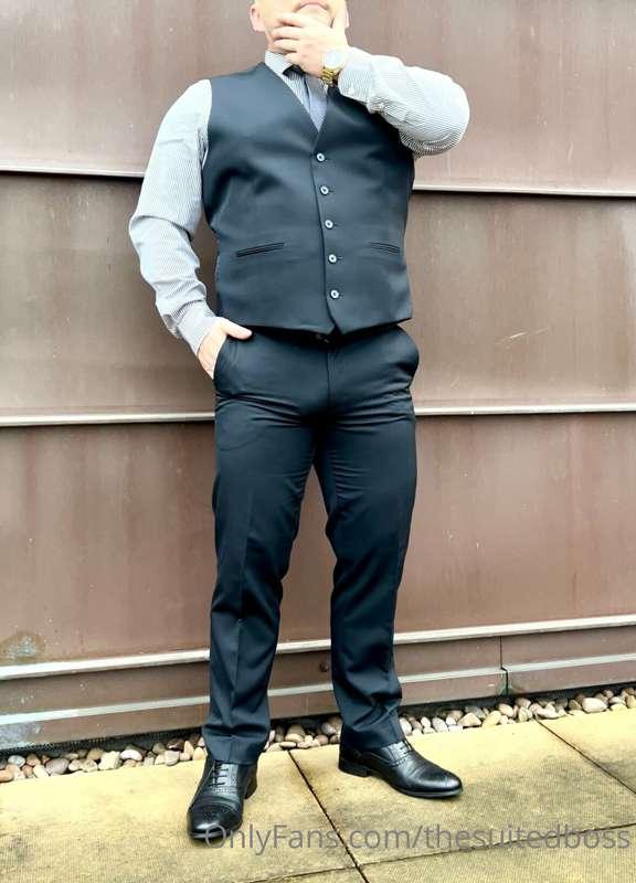 thesuitedboss image #0