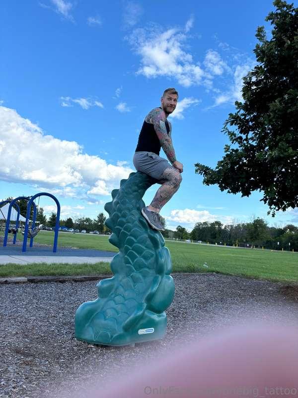 Is everybody ready for another tentacle video?! Let me know ..