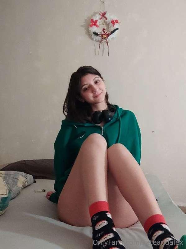 Alex here :)