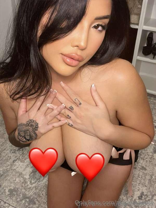 who wants a free taste? DM me 👅