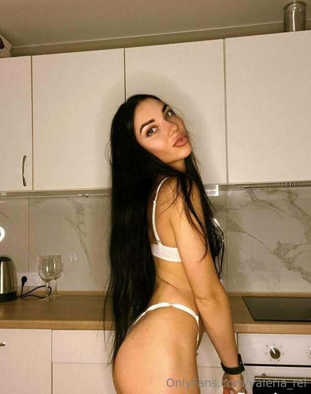You wish to be here with me ?🥰💋