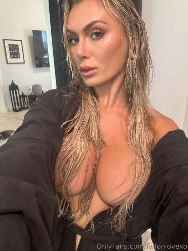 fresh from the shower 💦