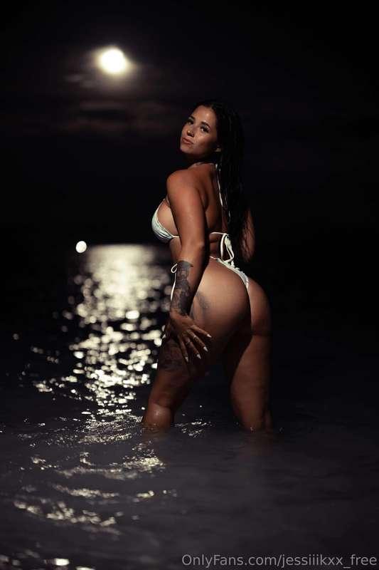 Va voir mon amie Emilie, c'est clairement la plus cochonne e..