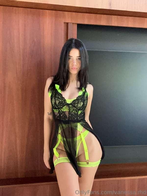 in a very naughty mood today....check dms 😈