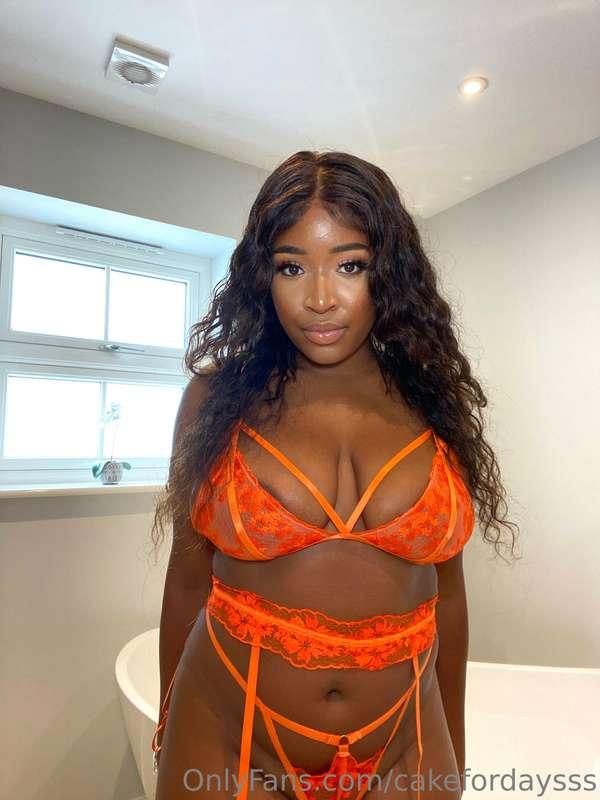 ## 👅