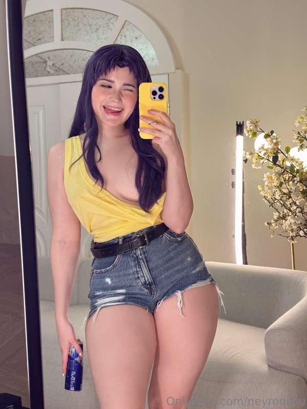 he he he 😁 Wanna hang out with me? 😜