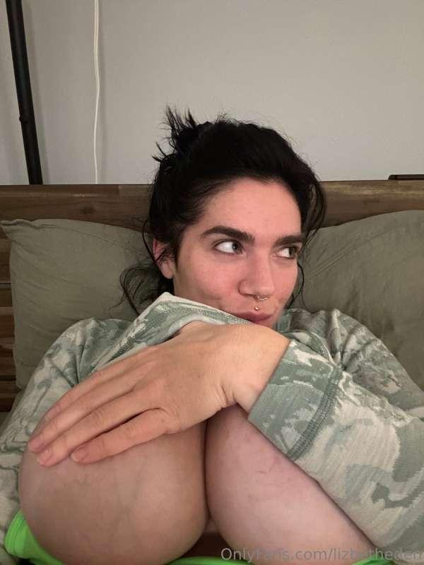 sick of being sick in bed! i need a full body rub and someon..