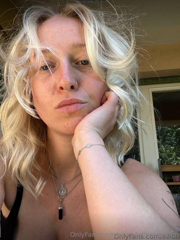 @ellibb  I am Elli and I like to make you happy! Come with m..