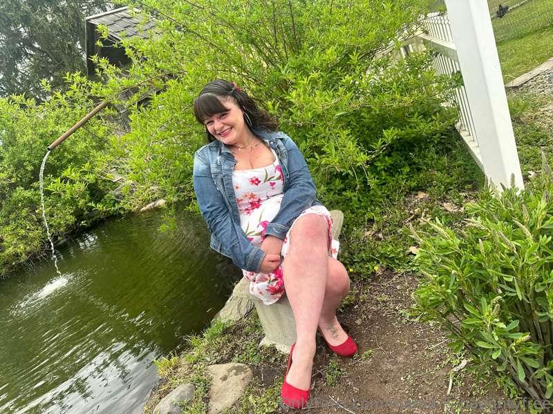 mama-is-naughtyfree image #0