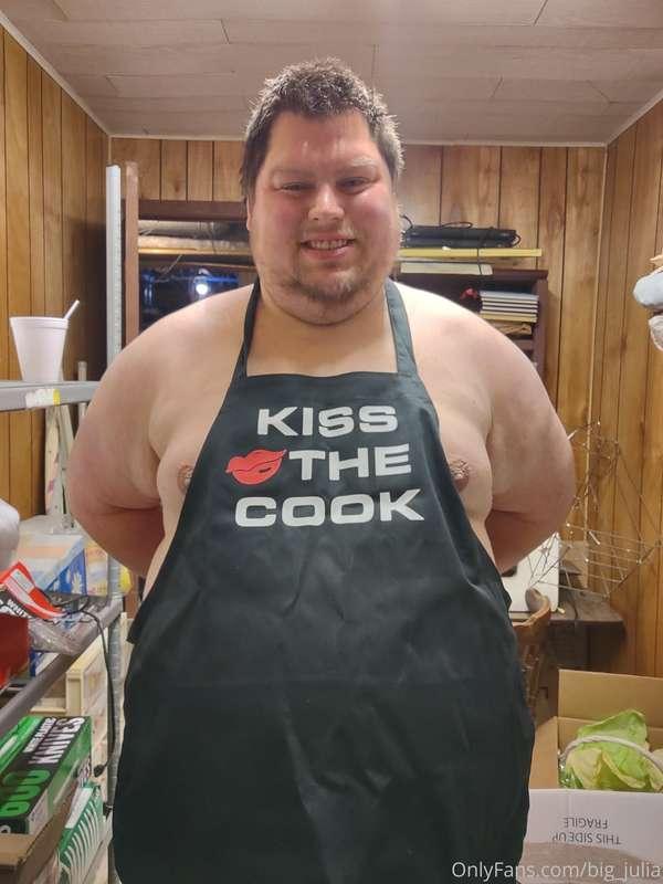 I'm in your kitchen in just my apron cooking you breakfast w..
