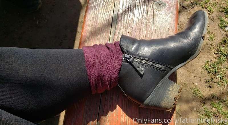 Spent my morning drinking coffee by the river. Do you wish y..