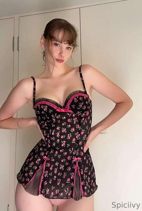 I want to be your little floral girl 💗🌱