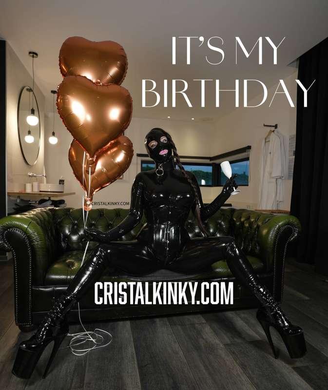 It's my birthday today 🥳🎂🖤 Having a 20% birthday sale on my ..