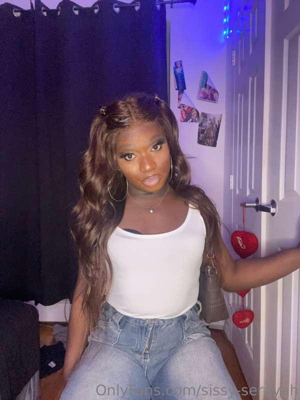 sissy-serayah image #1