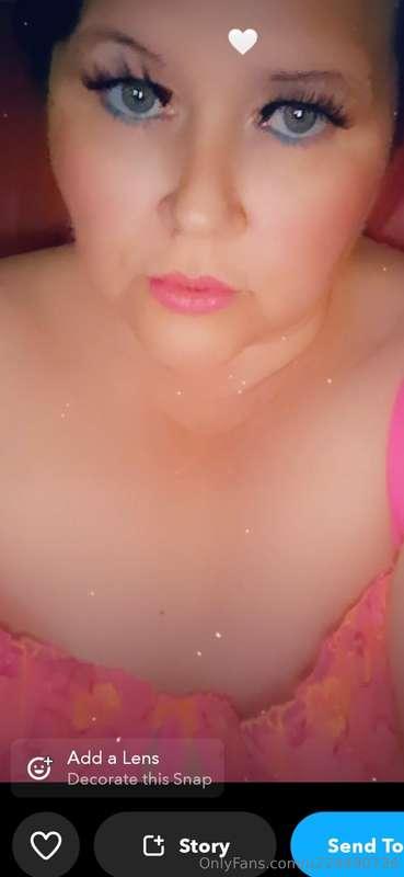 Oh baby look into my green eyes as u pound me. Xx
