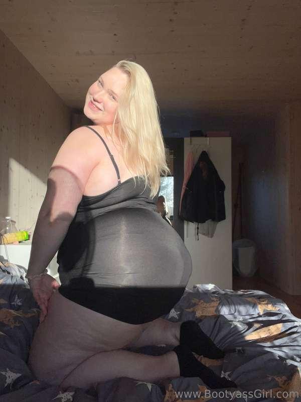 Big ass 🍑😈