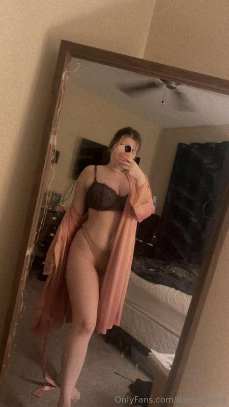 Hello 💕
As I’m still recovering, I will slowly be coming bac..