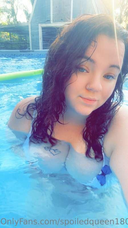 https://onlyfans.com/candymichelle69