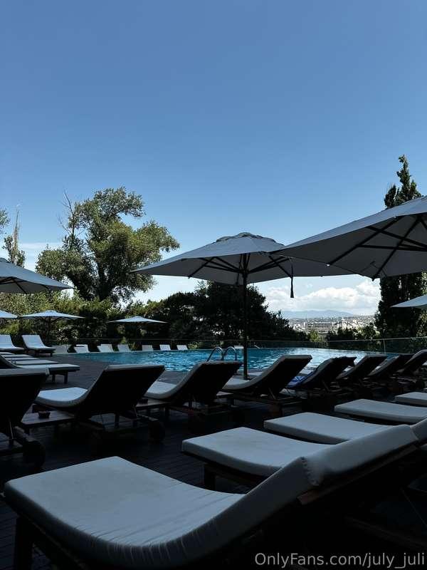 I see it as a flawless combination of blue skies and white c..