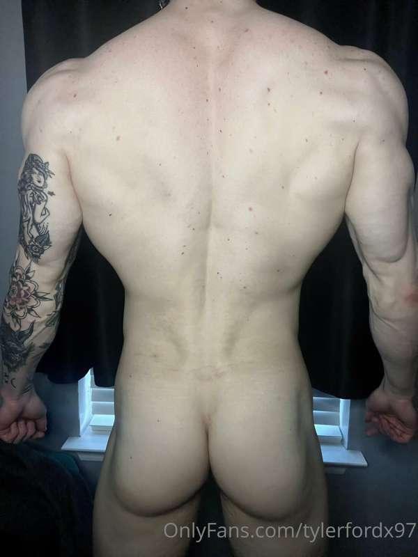I know you wanna grab it ;)