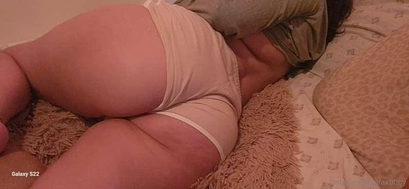 Come lay next to me baby..