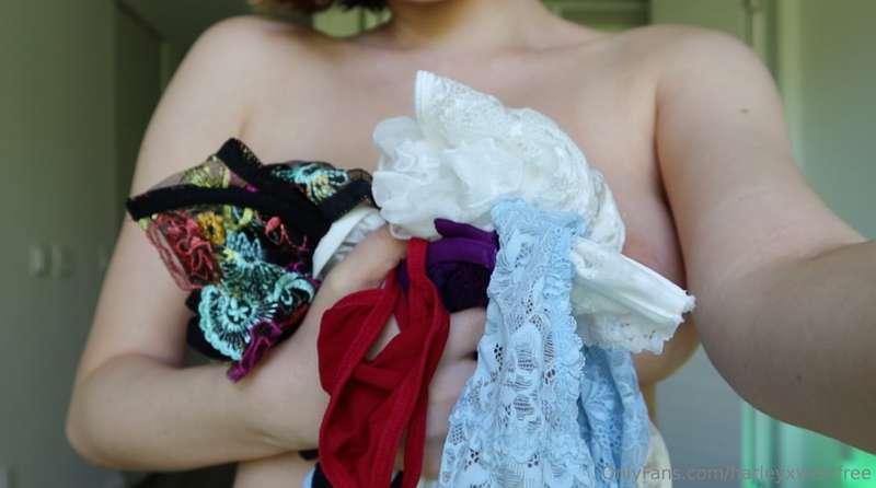 XXX 20 MIN YOUTUBE LINGERIE TRY-ON HAUL & SQUIRT VIDEO 😈💦 Th..