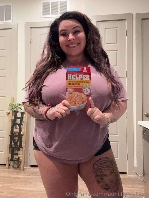 Hamburger Helper for dinner 🍝🍔 anyone else a fan of it? 