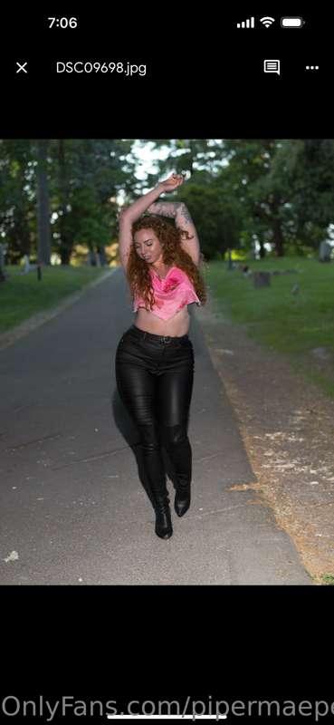 DI this super fun photoshoot at a cemetery where I made out ..