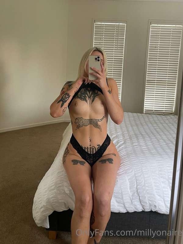 Wanna mess up my bed with me? 🤫😍