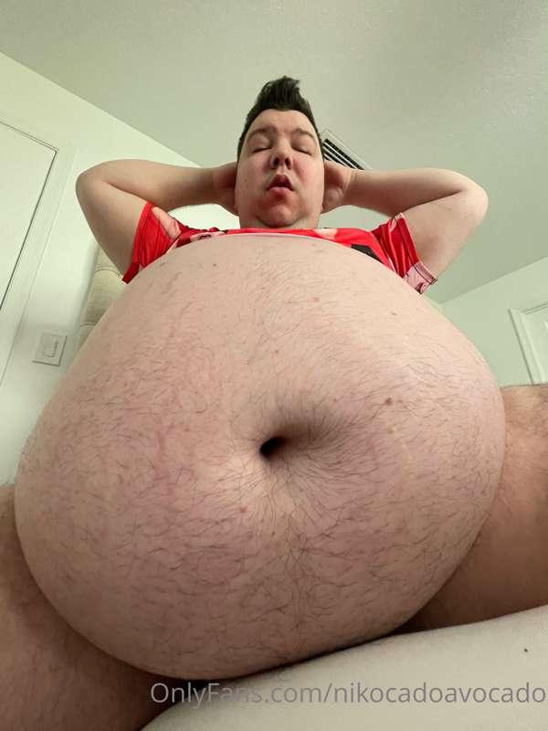 come rub my belly, sir.