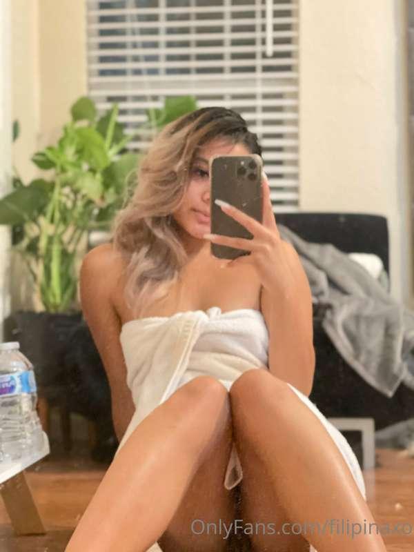 hit 👍 if you wanna see me get NAKED