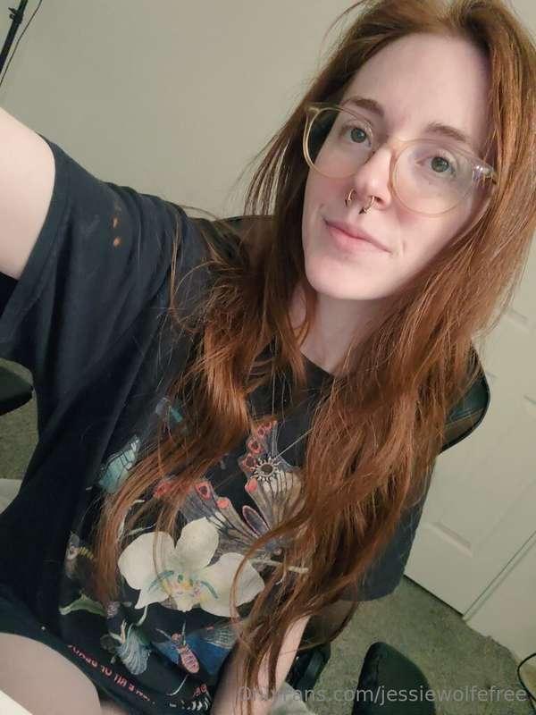 Hi! Idk how you all find this account, but I only post on my..
