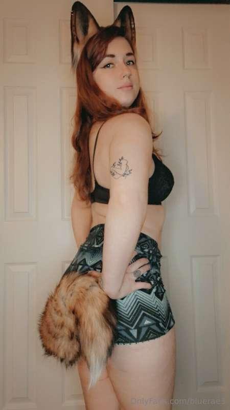 🦊 Foxy lil momma wants to play! 🐾
Tip me $5 or more, for the..