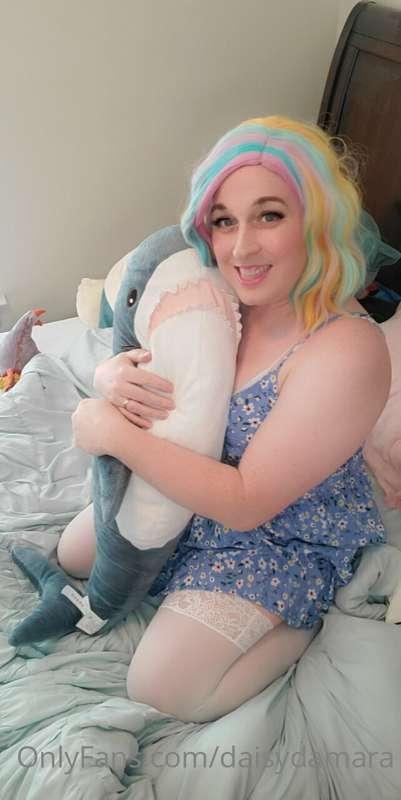 HELLO! FRIDAY BONUS!

Short version- I work from home and sa..