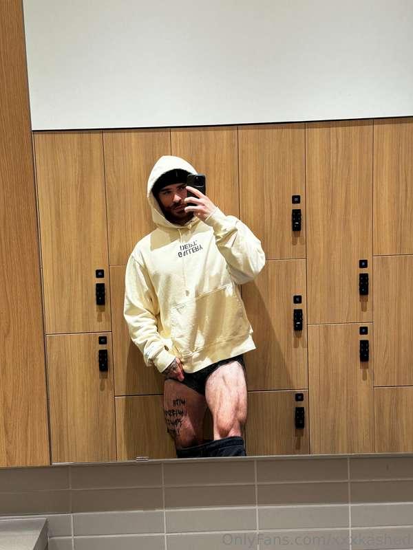 Can’t forget the legs too;)