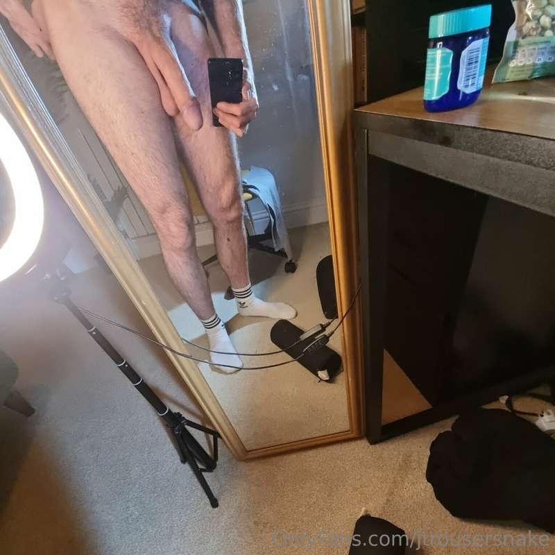 I love these kind of shots... they really show off my huge n..